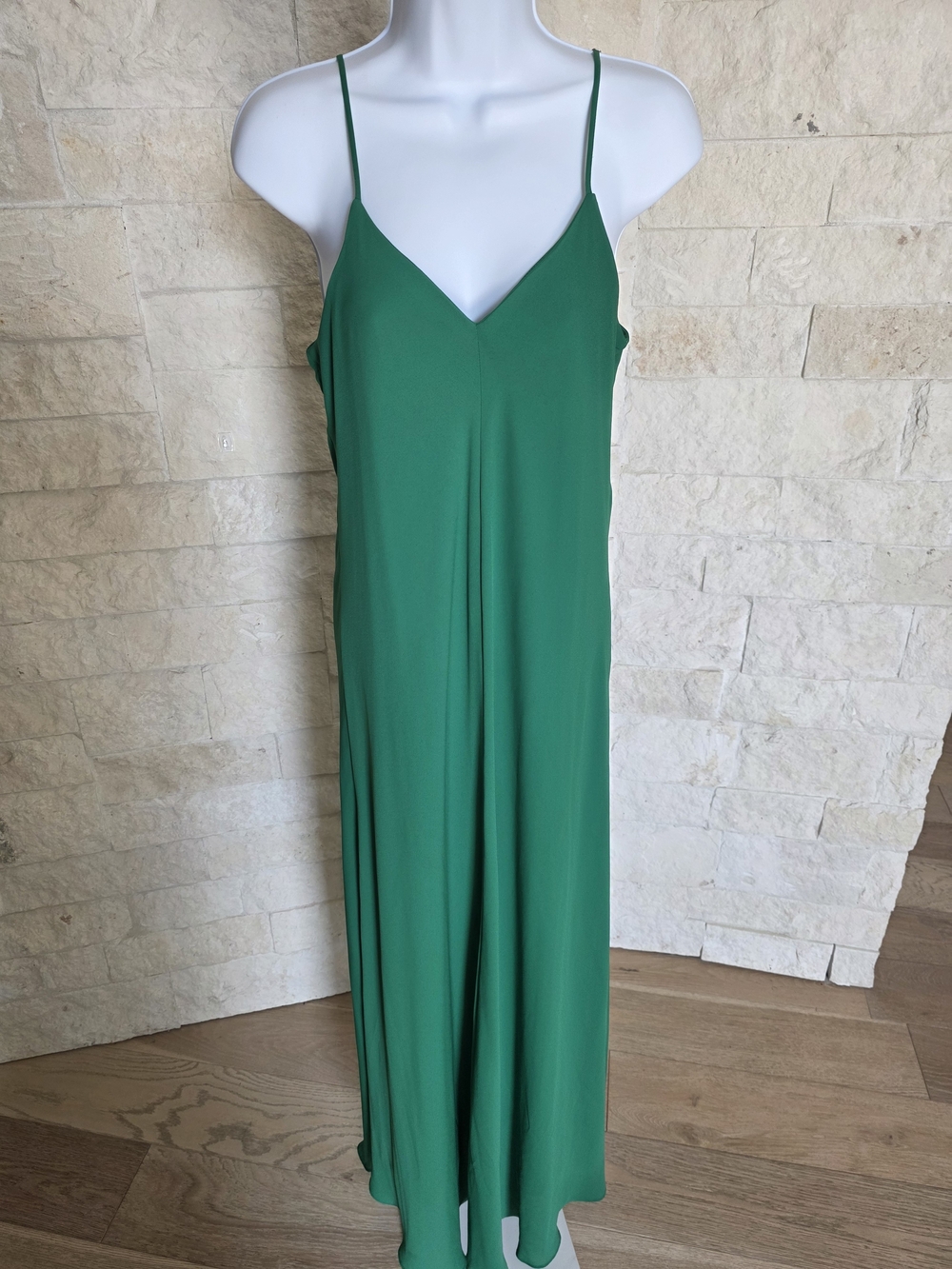 Gianni Bini Elegant Green Slip Dress with Spaghetti Straps